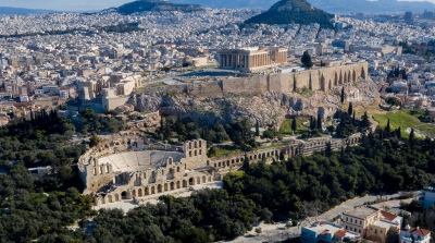 Η Ελλάδα στρώνει «κόκκινο χαλί» στα hedge funds – Φόρος 5% για fund managers και private equity