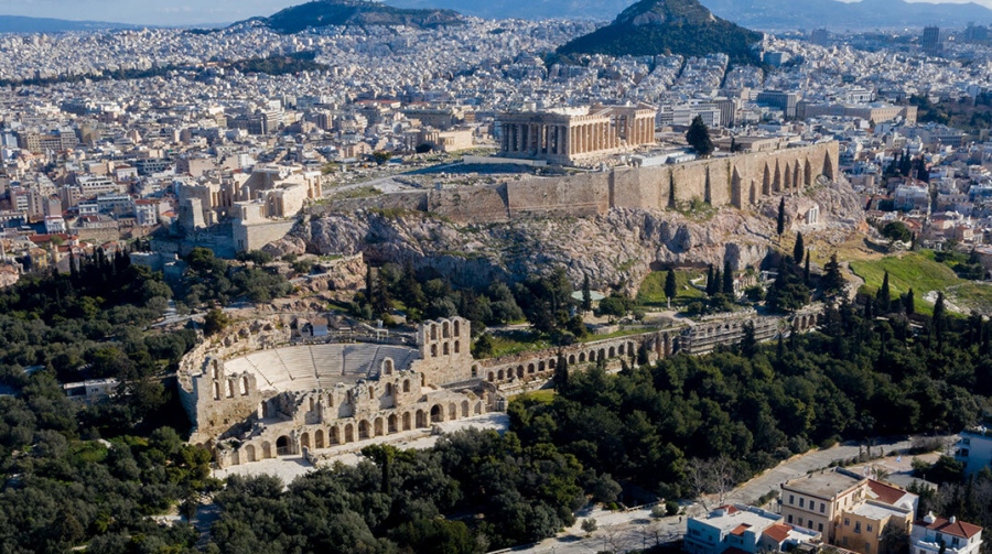 Η Ελλάδα στρώνει «κόκκινο χαλί» στα hedge funds – Φόρος 5% για fund managers και private equity
