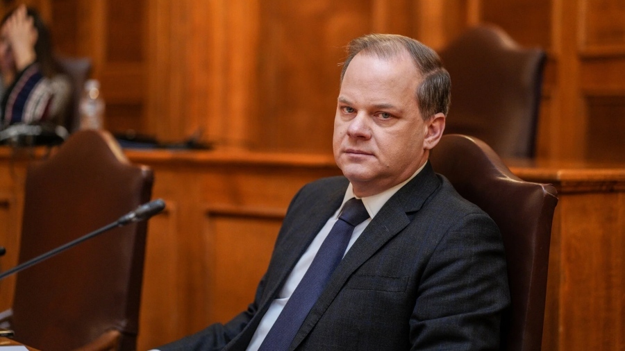 Πόρισμα προκαταρκτικής επιτροπής: Πρόταση για ποινική δίωξη Καραμανλή λόγω παράβασης καθήκοντος