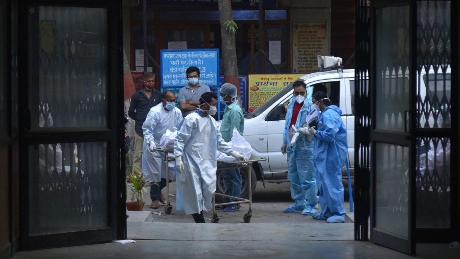 Τρόμο σπέρνει στην Ινδία ο θανατηφόρος ιός Nipah – Αγώνας δρόμου των υγειονομικών να βρουν αντίδοτο