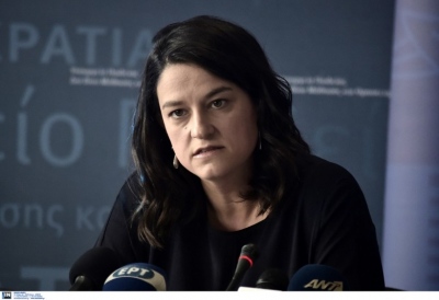 Ανάσες στο Μαξίμου δίνει η Κεραμέως με το πρόγραμμα ενίσχυσης της γυναικείας απασχόλησης που θα ωφελήσει 10.000 γυναίκες