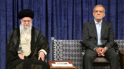 Reuters για χτυπήματα ΗΠΑ σε Ιράν: Στόχοι είναι οι Khamenei και Pezeshkian