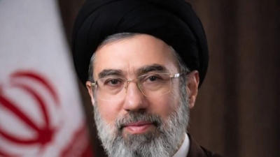 Ο Ανώτατος Ηγέτης του Ιράν, Mojtaba Khamenei, εξαφανίστηκε τη χειρότερη στιγμή