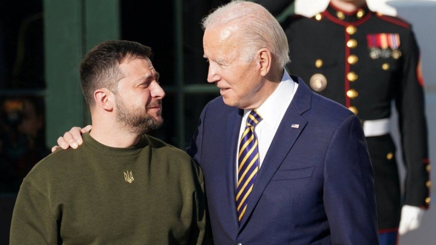 Οι ΗΠΑ βλέπουν αλλαγή ηγεσίας στην Ουκρανία, 20.000 Aμερικανοί στρατιώτες στα σύνορα – 38.000 Ουκρανοί νεκροί σε Bakhmut και Soledar