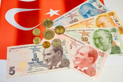 Ιστορικό χαμηλό για την τουρκική λίρα έναντι του δολαρίου - Υπό πλήρη αμφισβήτηση η ηγεσία Erdogan