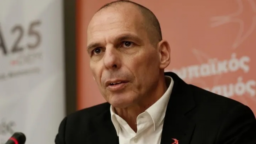 Ο Βαρουφάκης αποκλείει συμμετοχή σε κυβέρνηση υπό τον Τσίπρα: Να μου κοπεί το χέρι από τον ώμο