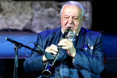 Την Πέμπτη η κηδεία του σπουδαίου Πετρολούκα Χαλκιά – Σε λαϊκό προσκύνημα η σορός του από την Τετάρτη