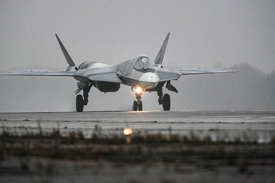 Το ρωσικό μαχητικό αεροσκάφος Su-57 έχει μια νέα ευκαιρία στην Ινδία