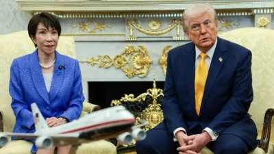Άλλαξε χρώμα, έμεινε... άναυδη - Το χιουμοράκι Trump για το Pearl Harbor σόκαρε τη νέα Ιάπωνα πρωθυπουργό - Ήταν... μήνυμα;