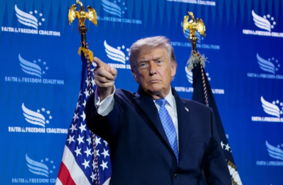 Νέοι λεονταρισμοί  Trump: Οι ΗΠΑ είναι έτοιμες να αυξήσουν εκ νέου τη στρατιωτική πίεση κατά του Ιράν