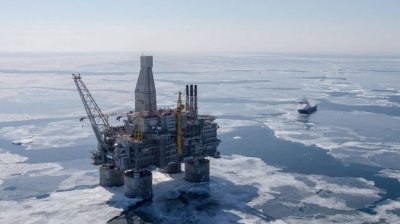 Wall Street Journal: Η πετρελαϊκή εταιρεία ExxonMobil σχεδιάζει να επιστρέψει στο έργο Sakhalin-1 στη Ρωσία