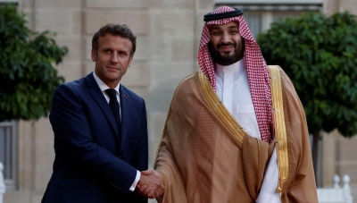 Ο Macron ζητά την παύση επιθέσεων σε υποδομές στον Περσικό Κόλπο και άνοιγμα του Hormuz - Αμυντική βοήθεια στη Σαουδική Αραβία