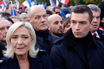 Le Pen vs. Bardella: Η ακροδεξιά της Γαλλίας διχάζεται για το αν ο Putin είναι εχθρός