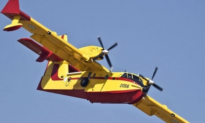 Υποδοχή ήρωα σε Έλληνα πιλότο Canadair στην Ισπανία (vid)