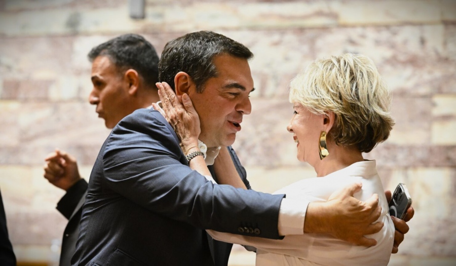 Το παρασκήνιο: Γιατί ο Βαξεβάνης πήρε το όπλο του για Ακρίτα – ΕΦΣΥΝ και… βλέπει Τσίπρα