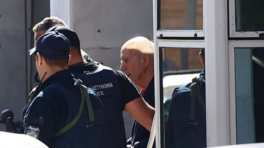 Απολογείται την Πέμπτη 30/4 ο 89χρονος δράστης των πυροβολισμών σε ΕΦΚΑ και Πρωτοδικείο - Ποινική δίωξη για τρία κακουργηματα