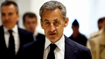 «Βαριά σκιά» πάνω από τον Sarkozy: Aντιμέτωπος με 7 χρόνια φυλάκιση και πρόστιμο 300.000 ευρώ