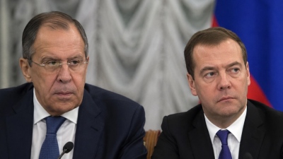 Ρωσικά βέλη - Medvedev, Lavrov τινάζουν στον αέρα τη Δύση: Στρατιωτικό προγεφύρωμα η Ουκρανία, νέο Τείχος Βερολίνου