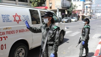 Και το Ισραήλ επιβάλλει τεστ Covid-19 σε ταξιδιώτες από την Κίνα