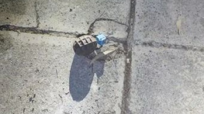 Σοκ στην Καισαριανή: Όπλα και πυρομαχικά σε κάδο απορριμμάτων