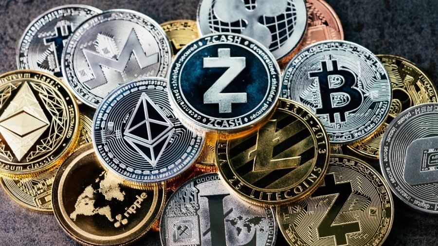 Cryptocurrencies: The summer growth scenario and the 3 threats sabotaging it