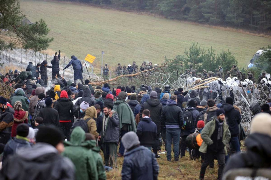 Η Πολωνία ζητά συνοριακή βοήθεια από τη Γερμανία, την Ελλάδα και τη Φινλανδία λόγω εκτεταμένης μεταναστευτικής πίεσης