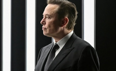 Φοβερό - Ο  Musk θα πουλάει ρεύμα στη Βρετανία με την Tesla Electric –  Τι είναι οι επαναστατικές μπαταρίες Powerwall