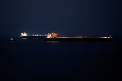 Πλοίο της Star Bulk του εφοπλιστή Παππά αψηφά το πέρασμα του Hormuz - Πέρασε τάνκερ συνοδεία του Ναυτικού των ΗΠΑ