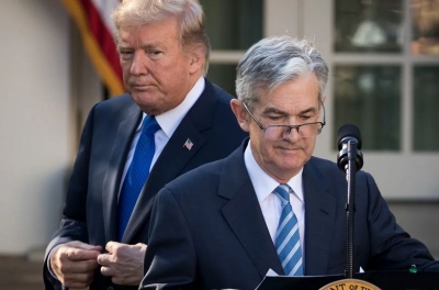 Πόλεμος για τα επιτόκια - Επιμένει ο Powell, παρά τις πιέσεις Trump - Υποχρέωση της Fed να καταπολεμήσει τον πληθωρισμό