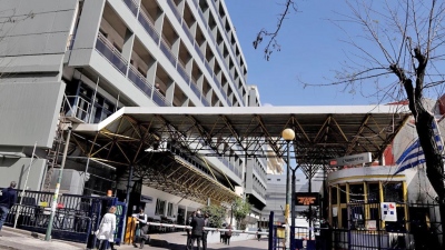 Πρεμιέρα για τα απογευματινά χειρουργεία στον Ευαγγελισμό – Σφοδρές αντιδράσεις από γιατρούς, νοσηλευτές και εργαζόμενους
