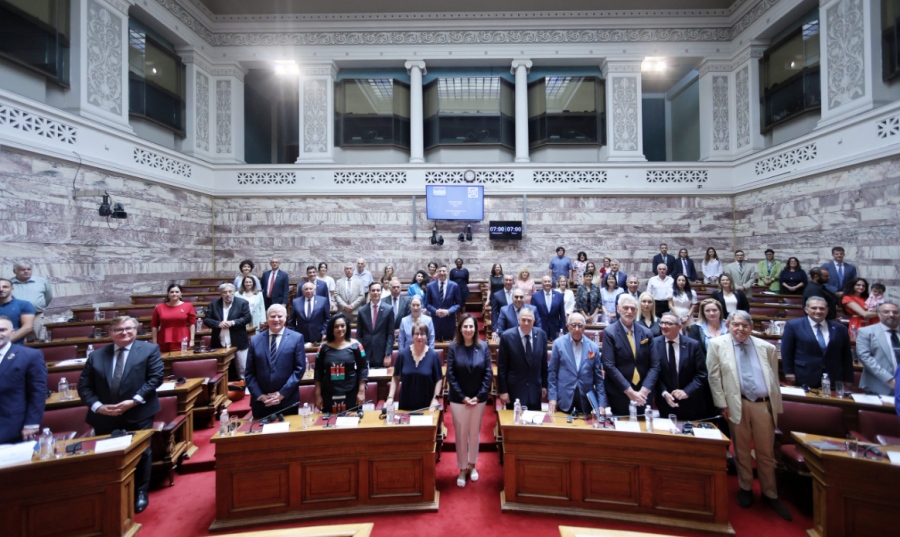 Ο Ελληνισμός της Διασποράς ενωμένος στη Βουλή των Ελλήνων