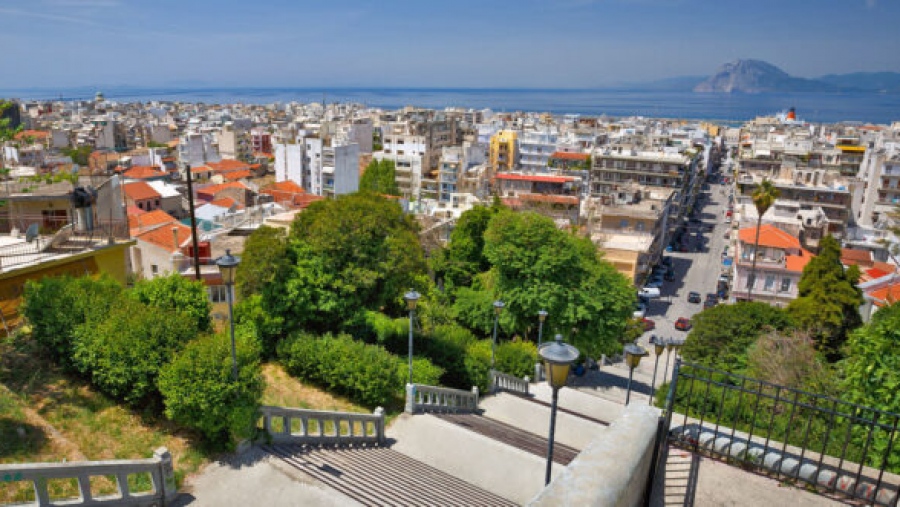 Οι 3 ελληνικές πόλεις που είναι στις top για θερινές οικογενειακές διακοπές