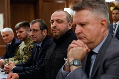 Τρομερή αποκάλυψη για τις μυστικές συναντήσεις του Ουκρανού διαπραγματευτή με το FBI: Οι ΗΠΑ θα... κρεμάσουν τον Zelensky
