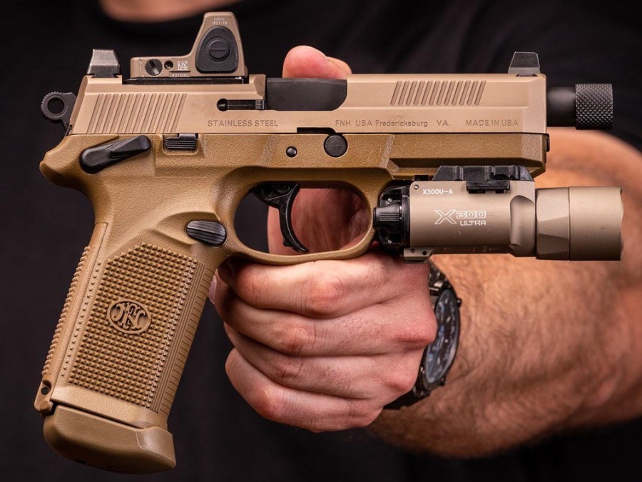 FNX-45 Tactical - Φορητό πυροβολικό σε πλήρη ανάπτυξη