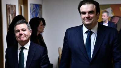 Κοινό μήνυμα Donohoe - Πιερρακάκη: Ενωμένοι απέναντι στις κρίσεις - Εμπιστοσύνη στις προοπτικές της ελληνικής οικονομίας