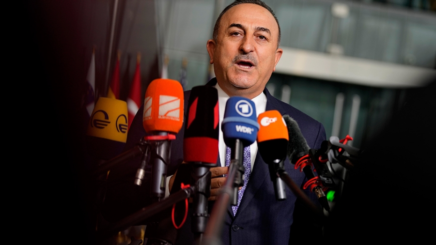 O Cavusoglu ζητά... τα ρέστα για τον Έβρο: Ξεδιάντροπη η Ελλάδα - Θεοδωρικάκος: Η Τουρκία έχει μεγάλο θράσος - Παρέμβαση ΟΗΕ