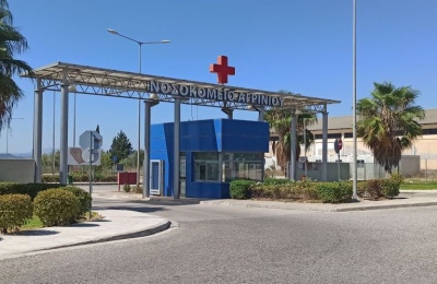 Ανείπωτη τραγωδία στο Αγρίνιο - Πατέρας έκανε όπισθεν για να παρκάρει και σκότωσε το δίχρονο παιδί του