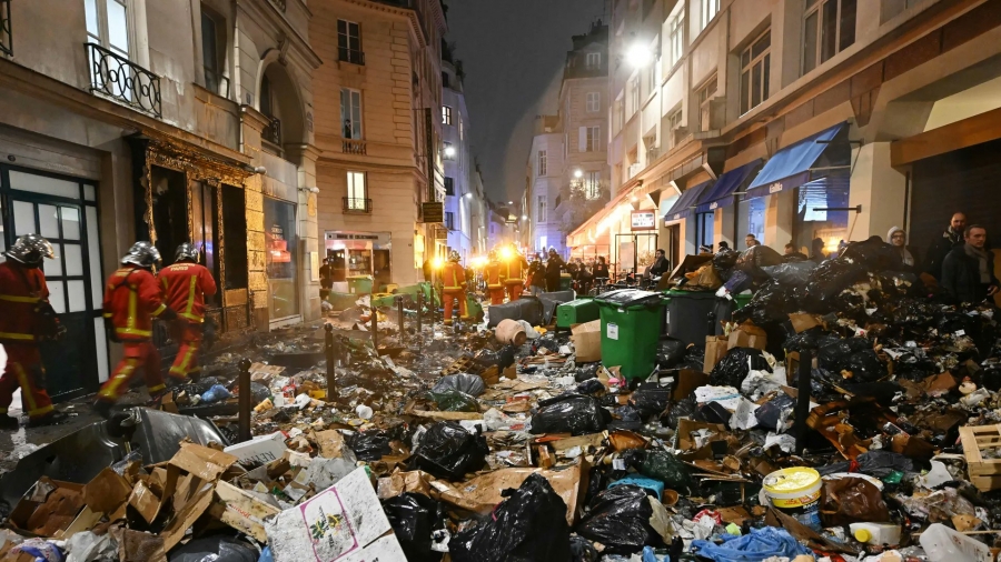Πεδίο μάχης όλη η Γαλλία για τις συντάξεις - 903 φωτιές, 457 προσαγωγές - Εκατοντάδες τραυματίες