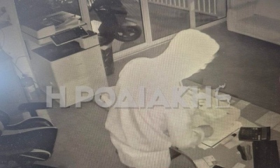 Δεν το πιστεύουμε - Ρομά διέλυσαν και έκλεψαν κατάστημα ενοικιαζόμενων αυτοκινήτων στη Ρόδο