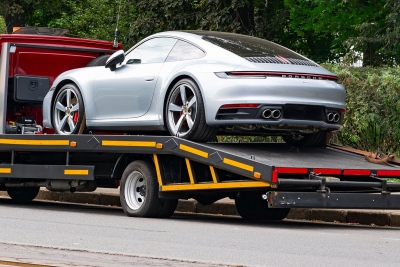 «Μετατράπηκαν σε... τούβλα» - Εκατοντάδες Porsche σταμάτησαν να παίρνουν μπροστά - Τι συνέβη