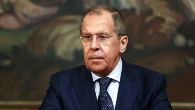 Ηχηρή ρωσική παρέμβαση για Ιράν: «Να τερματιστούν τώρα οι εχθροπραξίες» διεμήνυσε ο Lavrov στον πρωθυπουργό του Κατάρ