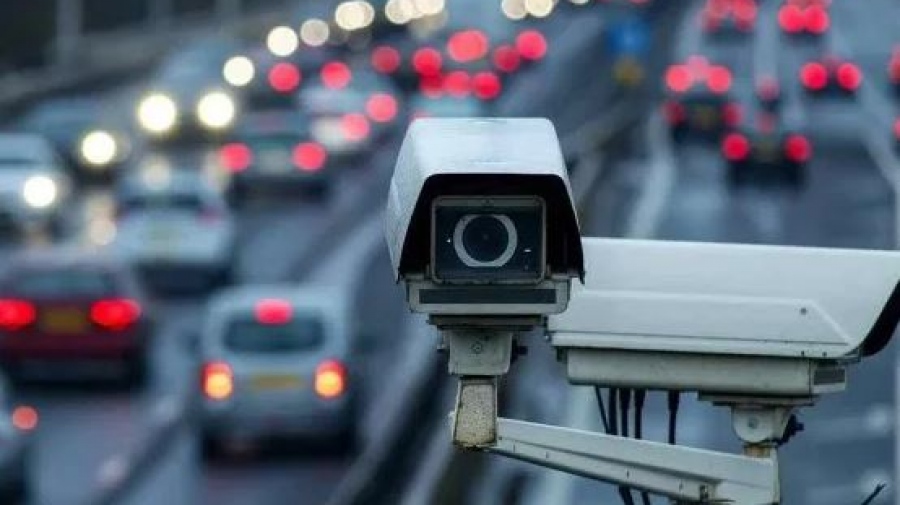 Πιλοτικό πρόγραμμα με κάμερες σε 8 επιλεγμένα σημεία της Αττικής και σε 10 γραμμές λεωφορείων - Καταγραφή παραβάσεων άμεσα