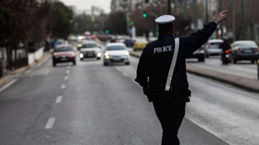 Τσουχτερά πρόστιμα και κλιμακωτές ποινές φέρνει ο νέος Κώδικας Οδικής Κυκλοφορίας - Πού προβλέπεται αφαίρεση άδειας έως 10 έτη