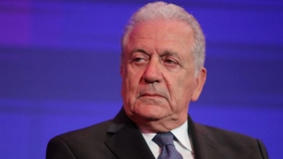 ΕΕ: Δεν έχουμε λάβει αίτηση άρσης της ασυλίας του Δ. Αβραμόπουλου