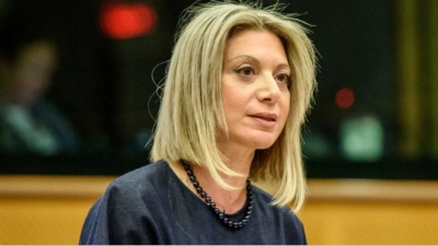 Στην τελική ευθεία το κόμμα της Μαρίας Καρυστιανού – Μαζική υπογραφή της ιδρυτικής διακήρυξης και εγγραφές μελών