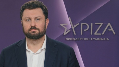 Ζαχαριάδης: Στις ΗΠΑ του Trump καταστολή και αυθαιρεσία βαφτίζονται «μεταναστευτικός έλεγχος» - Σιωπούν όσοι τον εκλιπαρούν για μια χειραψία