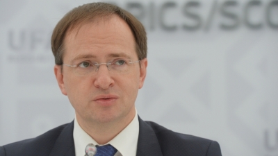 Medinsky (Ρωσία): Συμφωνία για το Ουκρανικό μόνο εάν διευθετηθούν όλα τα ανοιχτά θέματα – Έμμεση απάντηση σε Erdogan