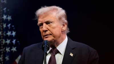 Ο Trump επιβεβαίωσε την αποχώρηση του αεροπλανοφόρου Lincoln από τη Μέση Ανατολή