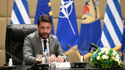 Νέα τουρκική πρόκληση - Παρενόχλησαν το ελικόπτερο του Χαρδαλιά: Βρίσκεστε σε τουρκικό εναέριο χώρο