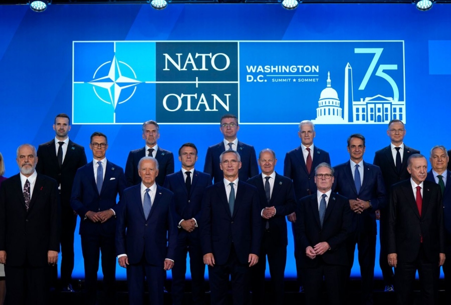 Biden σε αποδρομή, Macron σε κατάθλιψη, Scholz σε κατάρρευση, Stoltenberg σε αποχώρηση, Starmer σε άγνοια… αυτή ήταν η Σύνοδος του ΝΑΤΟ